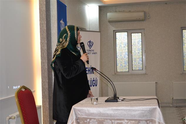 Eskişehir Müftülüğünün “Üniversite Okuyorum, Hafızlık Yapıyorum” Projesi.