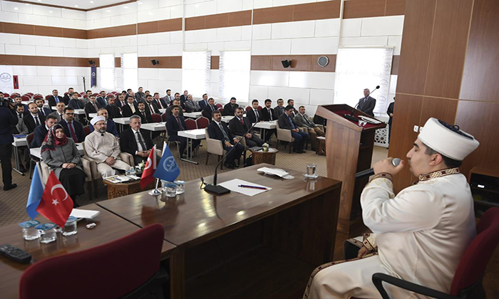 Başkan Erbaş; “Beş Yıldır Hastanelerde Hizmet Veriyoruz”