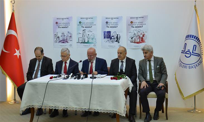 Konya Müftülüğü Mevlid-i Nebi Haftası Münasebetiyle Basın Toplantısı Düzenledi..