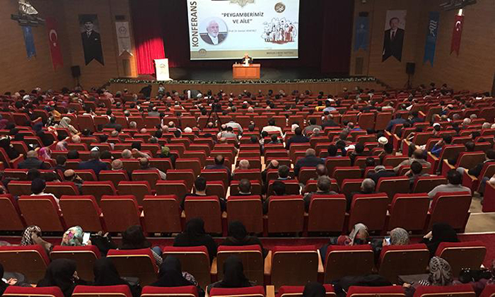 Üstün İnsani Değerler Kazanabilmenin Yolu Evlilikten Geçer..