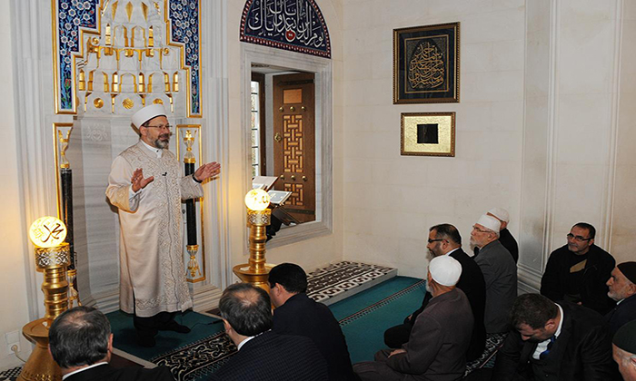 Başkan Erbaş: “Hayatın Her Alanında Müslümanca Bir Tavır İçerisinde Olmalıyız”