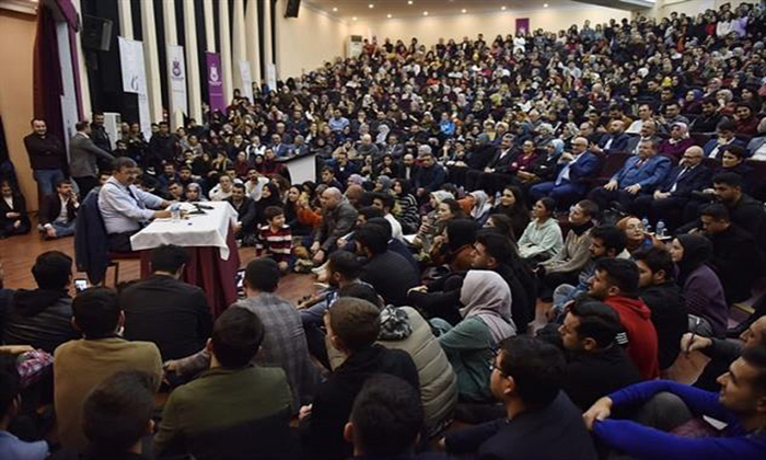 Manisa’da, Hayati İnanç Eşliğinde “Can Veren Pervaneler”