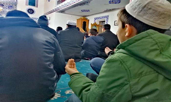 “Kıyamet Gününde Arşın Gölgesinde Kalacak Olan Sizsiniz”