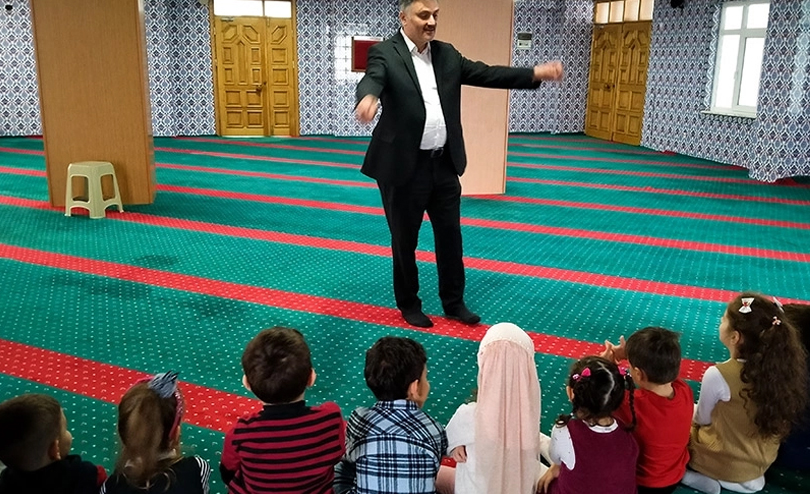 Miniklerin cami ziyareti