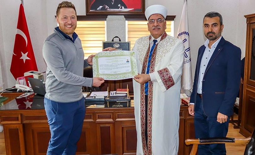 Alman iş insanı, Müslüman oldu