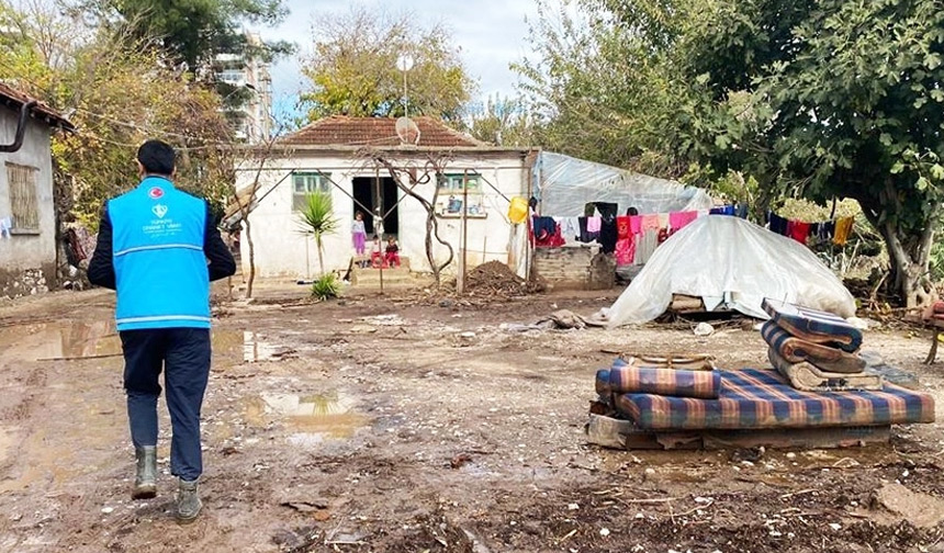Türkiye Diyanet Vakfı, Antalya’da Selzedelerin Yardımına Koştu