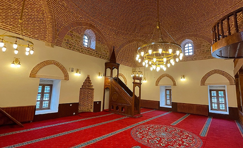 Cuma Namazı Nasıl Kılınır ve Kaç Rekattır?