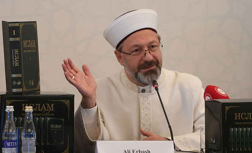 Diyanet İşleri Başkanı Prof. Dr. Ali Erbaş, “Hadislerle İslam”ın İsimli Eserin Rusça Çevirisini Tanıttı