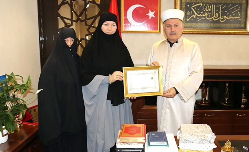 Ukrayna Vatandaşı Nadha Strielkova, Müslüman Oldu